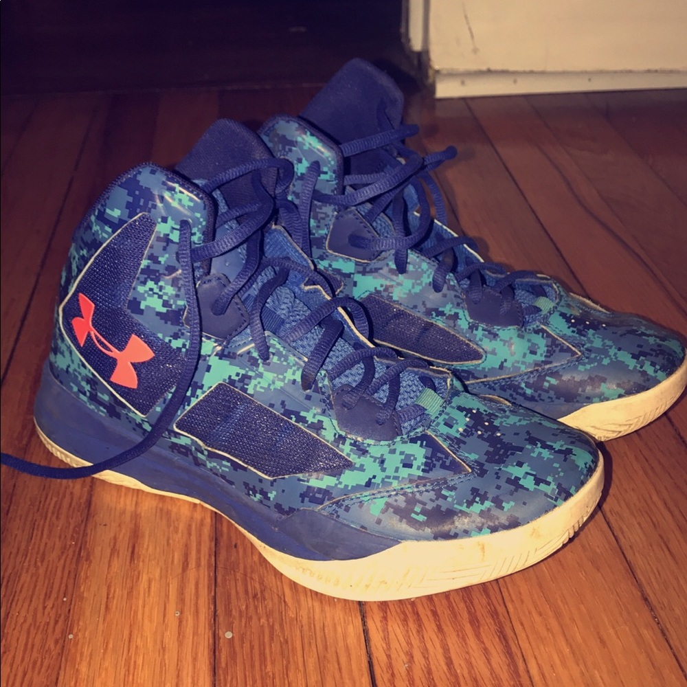 Under Armour Tennis Shoes